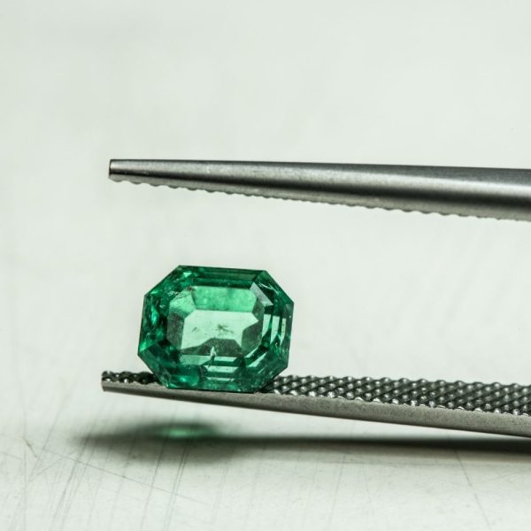 Shop Emerald Stone Online