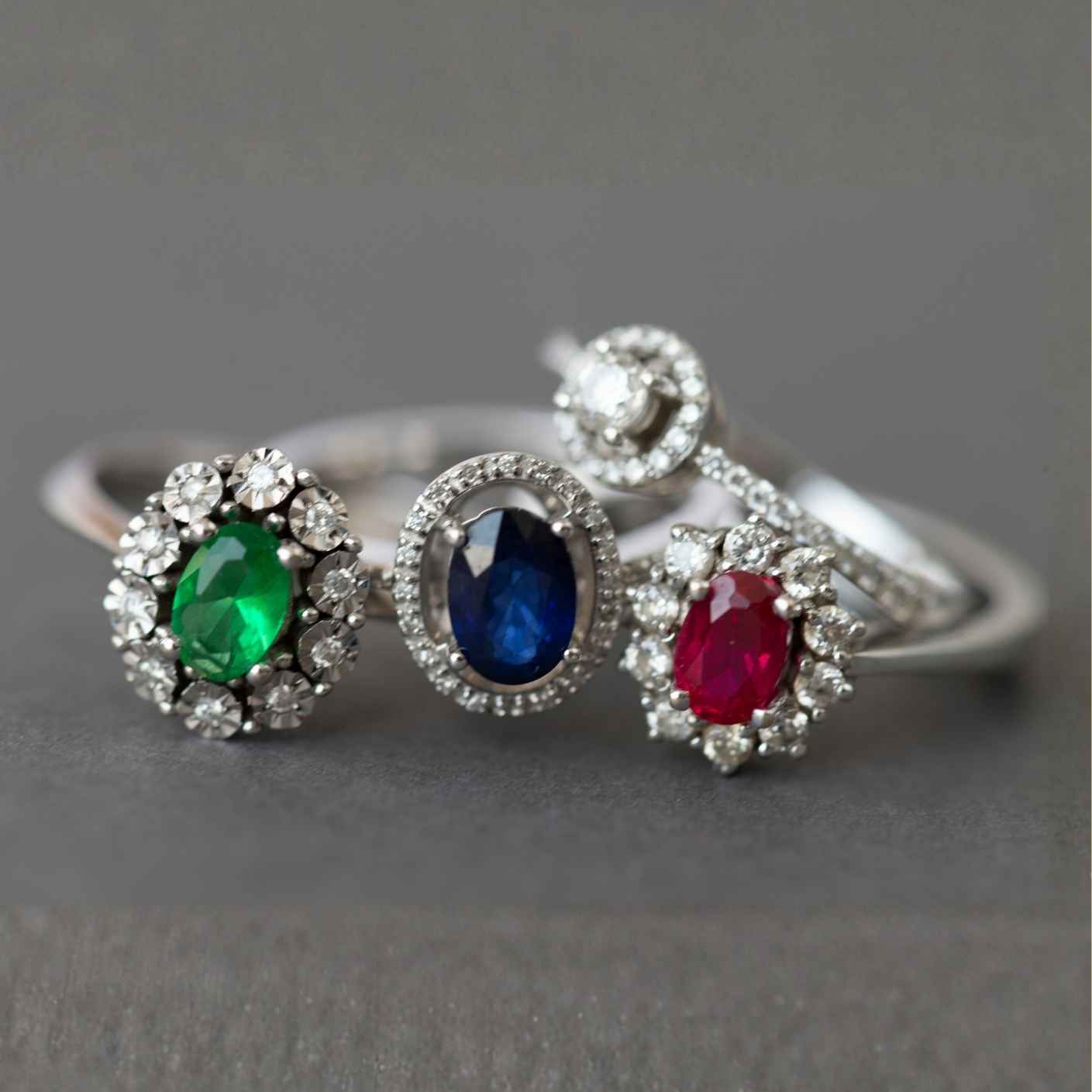 Buy Bespoke Jewelry in Pakistan online